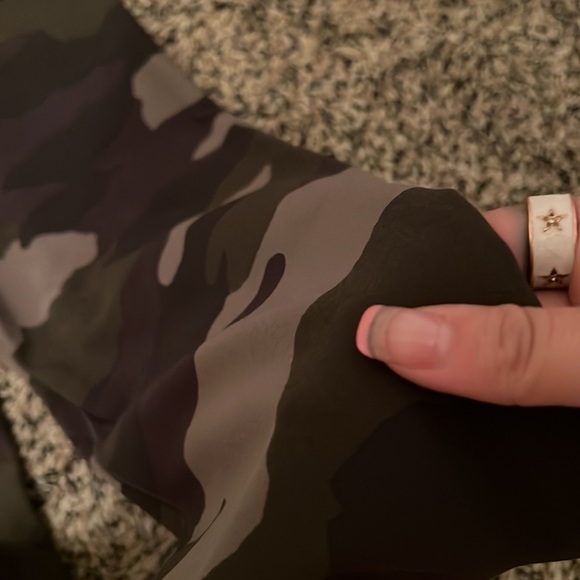 Aerie Camo Leggings - Picture 3 of 4